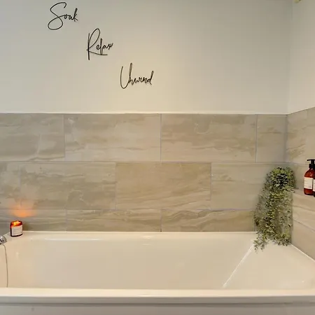 Apartment Kist Accommodates - The Woodlands *